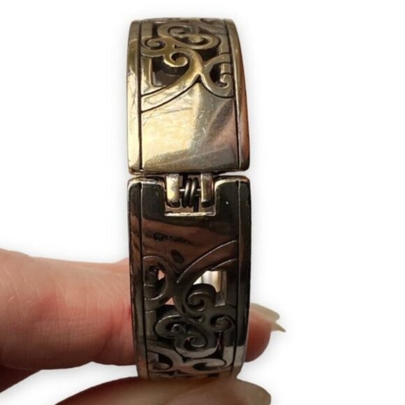 Brighton Mingle Hinged Bangle - Picture 3 of 7